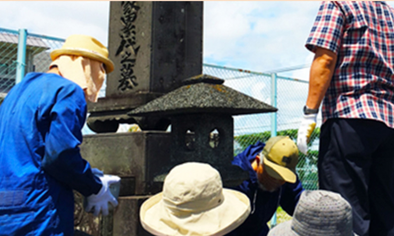 墓所の解体と処分作業